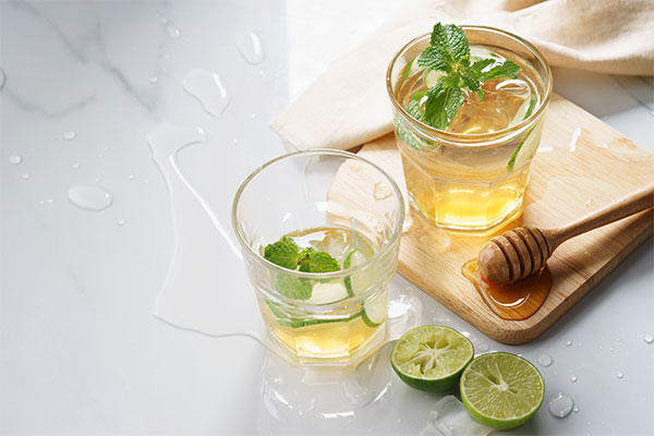 honey-themed summer citrus refresher